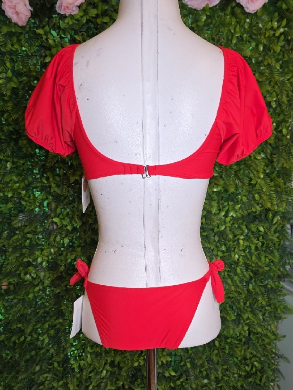 Gianni Bini Bright Red Puff-Sleeve Bikini Set - Picture 5 of 8
